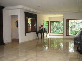 4 Kamar Vila for rent in Kaya Rempah MRT Fatmawati, Cilandak, Kebayoran Baru