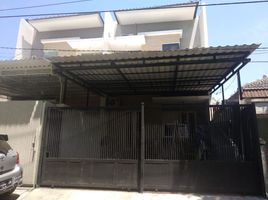 4 Habitación Villa en venta en Gunung Anyar, East Jawa, Gunung Anyar