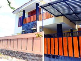 4 Kamar Vila for sale in Ngemplak, Sleman, Ngemplak