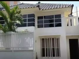  Casa en venta en Wiyung, East Jawa, Wiyung