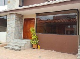 6 Bedroom House for sale in Cathedral of the Immaculate Conception, Cuenca, Cuenca, Cuenca