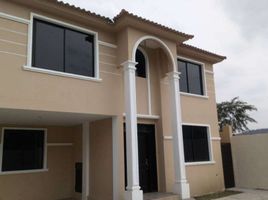 4 Habitación Casa en venta en Daule, Guayas, Daule, Daule