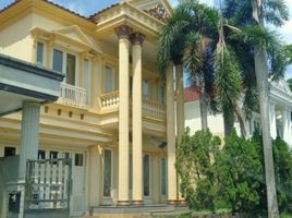 4 Schlafzimmer Villa zu verkaufen in Lakarsantri, East Jawa, Lakarsantri