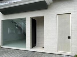 4 Habitación Casa en venta en Tambaksari, East Jawa, Tambaksari