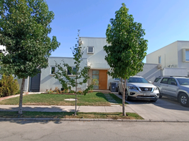 3 Habitación Villa en venta en Santiago, Colina, Chacabuco, Santiago