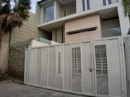 5 Bedroom House for sale in Gubeng, Surabaya, Gubeng