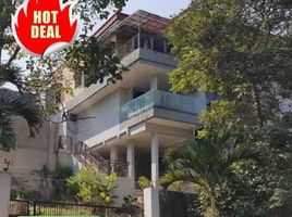 12 Bedroom House for sale in Bandung Institute of Technology, Sukajadi, Cidadap