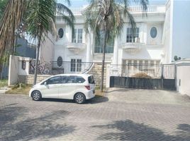 6 Bedroom House for sale in Dukuhpakis, Surabaya, Dukuhpakis