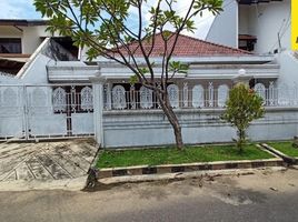 7 Bedroom Villa for sale in Wonocolo, Surabaya, Wonocolo