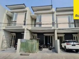 3 Habitación Villa en venta en Rungkut, East Jawa, Rungkut