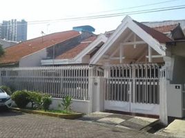 3 Habitación Casa en venta en Tenggilis Mejoyo, East Jawa, Tenggilis Mejoyo