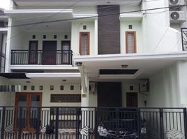 4 Schlafzimmer Haus zu verkaufen in Ngaglik, Yogyakarta, Ngaglik