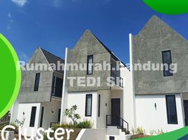 3 Kamar Vila for sale in Husein Sastranegara International Airport, Andir, Sumurbandung