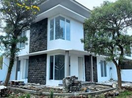 5 Bedroom Villa for sale in Benowo, Surabaya, Benowo