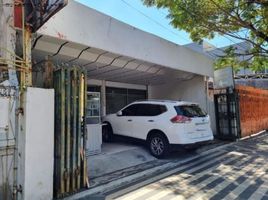 Maison 5 chambre à vendre à Tambaksari, East Jawa, Tambaksari