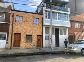 3 Bedroom Villa for sale in Bogota, Cundinamarca, Bogota