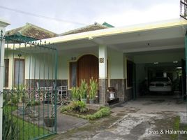 Villa 6 chambre à vendre à Lowok Waru, East Jawa, Lowok Waru, Malang Regency