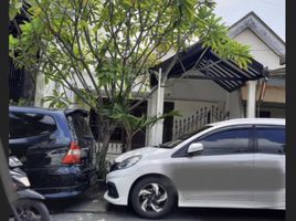 3 Schlafzimmer Villa zu verkaufen in Dukuhpakis, East Jawa, Dukuhpakis