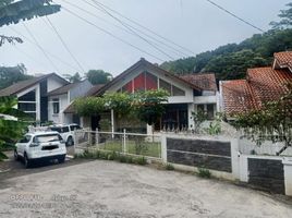 8 Bedroom House for sale in Bandung Institute of Technology, Sukajadi, Lembang