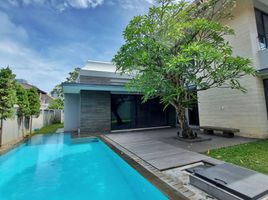 6 Bedroom House for sale in Universitas Katolik Indonesia Atma Jaya, Tanah Abang, Kebayoran Lama