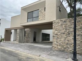 Maison 3 chambre à vendre à Monterrey, Nuevo Leon, Monterrey, Nuevo Leon