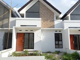 2 Kamar Vila for sale in Malang Regency, East Jawa, Karangploso, Malang Regency