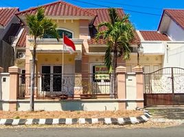 4 Bedroom House for sale in Waru, Sidoarjo, Waru