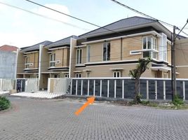 5 Bedroom House for sale in Kenjeran, Surabaya, Kenjeran