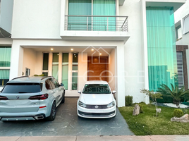 4 Schlafzimmer Villa zu vermieten in Zapopan, Jalisco, Zapopan, Jalisco
