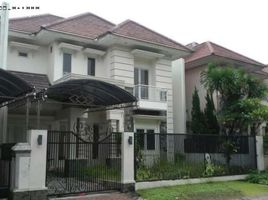 4 Bedroom House for rent in East Jawa, Dukuhpakis, Surabaya, East Jawa