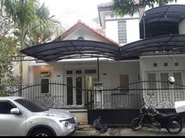 4 Habitación Villa en venta en Lakarsantri, East Jawa, Lakarsantri