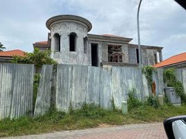 5 Schlafzimmer Haus zu verkaufen in Surabaya, East Jawa, Wiyung