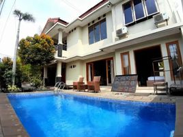 5 Bedroom Villa for sale in Mlati, Sleman, Mlati