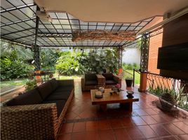 4 Bedroom Villa for sale in Bare Foot Park (Parque de los Pies Descalzos), Medellin, Medellin