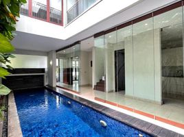 8 Bedroom House for sale in Cilandak Town Square, Cilandak, Cilandak