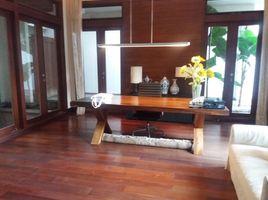 5 Kamar Rumah for sale in Surabaya, East Jawa, Dukuhpakis, Surabaya