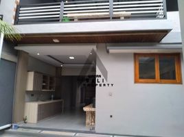 4 Bedroom House for sale in Denpasar Barat, Denpasar, Denpasar Barat