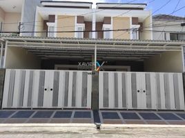 4 Bedroom House for sale in Gunung Anyar, Surabaya, Gunung Anyar