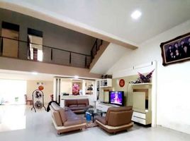 5 Bedroom Villa for sale in Kenjeran, Surabaya, Kenjeran