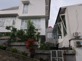 7 Kamar Rumah for sale in West Jawa, Cidadap, Bandung, West Jawa