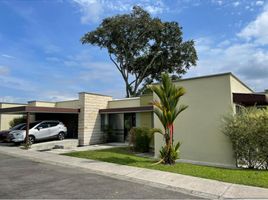 4 Habitación Casa en venta en Aeropuerto Internacional El Edén, Armenia, Armenia