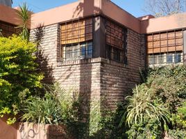 2 Bedroom House for sale in General Sarmiento, Buenos Aires, General Sarmiento