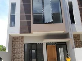 3 Bedroom House for sale in Gunung Anyar, Surabaya, Gunung Anyar