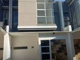 3 Bedroom House for sale in Gayungan, Surabaya, Gayungan