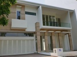 4 Bedroom House for sale in Wiyung, Surabaya, Wiyung