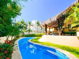 5 Bedroom House for sale in Dist Pochutla, Oaxaca, Dist Pochutla