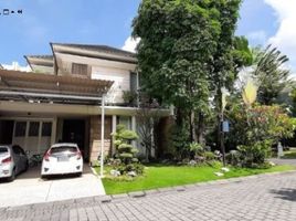 4 Bedroom House for sale in East Jawa, Lakarsantri, Surabaya, East Jawa