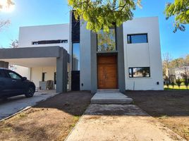 3 Bedroom House for sale in Rosario, Santa Fe, Rosario