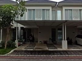 3 Habitación Villa en venta en Wiyung, East Jawa, Wiyung