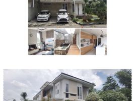 4 Habitación Casa en venta en Wiyung, East Jawa, Wiyung